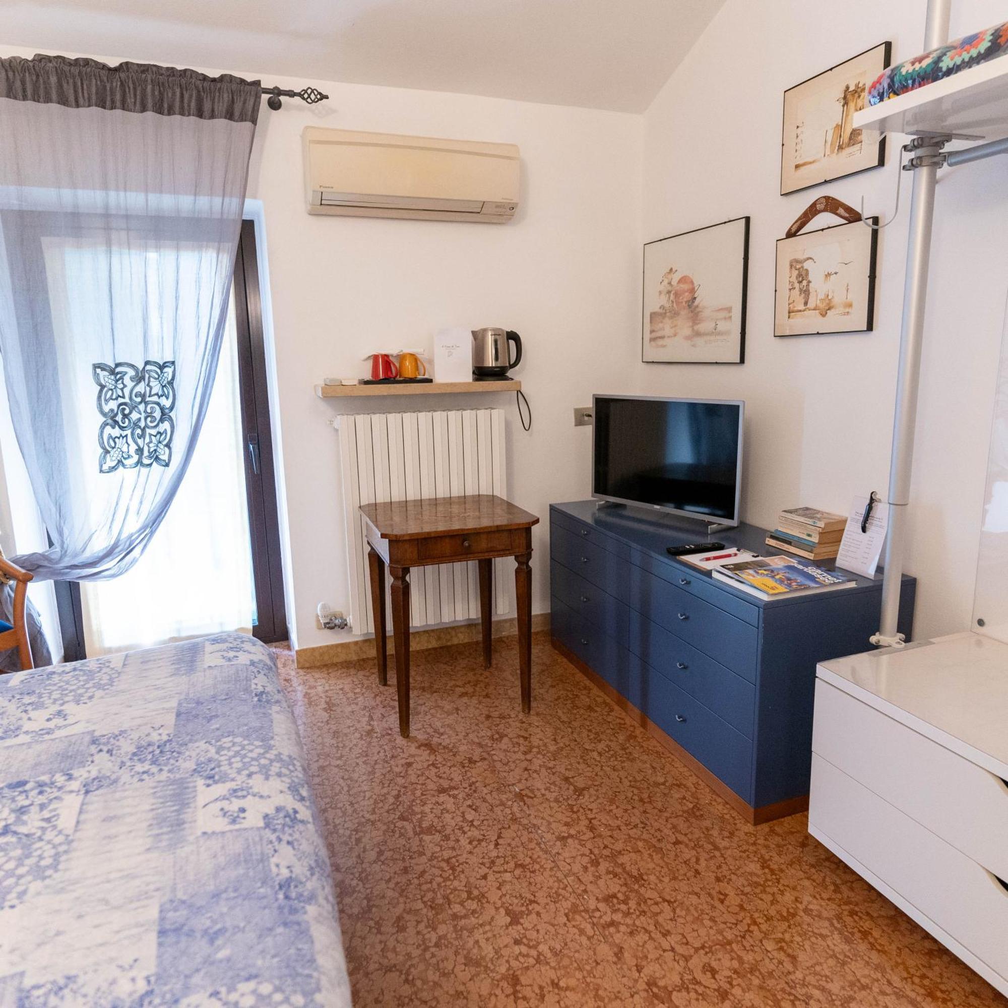 Bed and Breakfast A Casa di Tom SantʼAmbrogio di Valpolicella Esterno foto