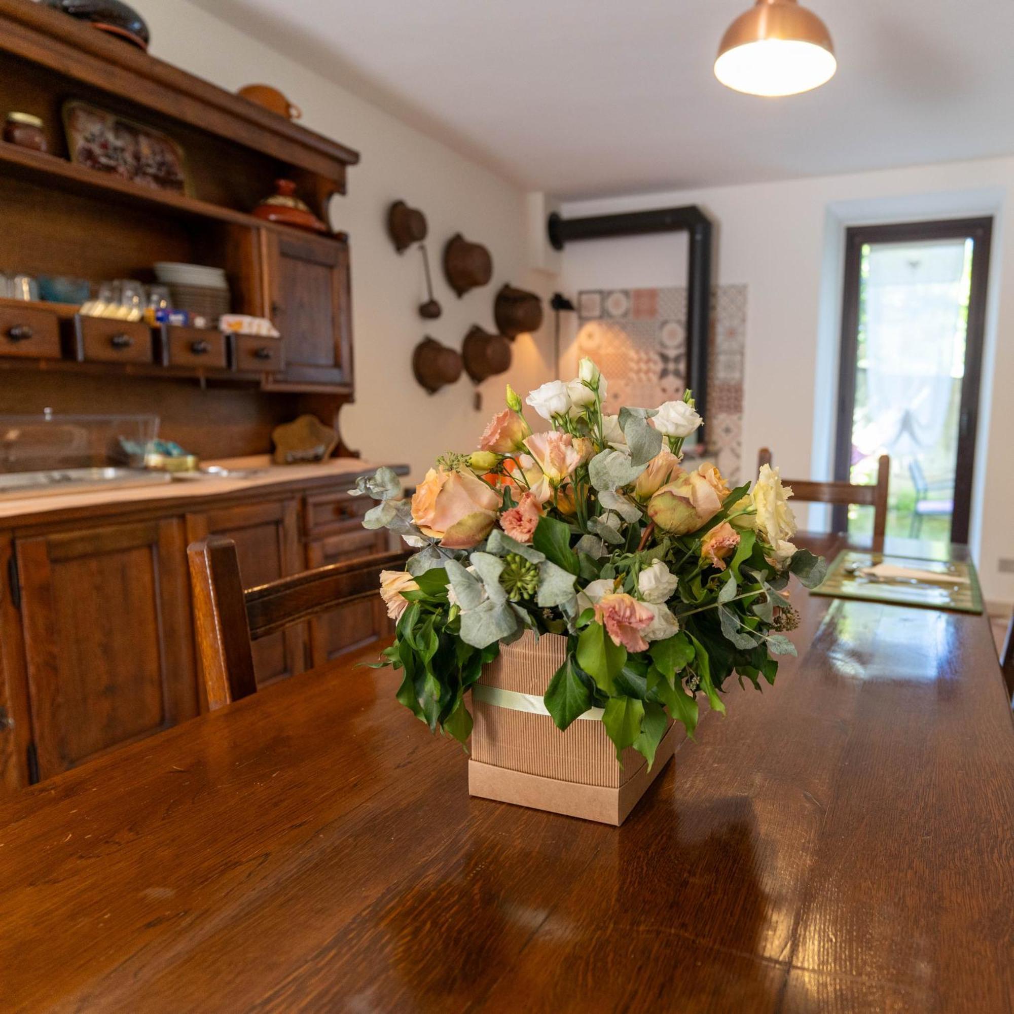 Bed and Breakfast A Casa di Tom SantʼAmbrogio di Valpolicella Esterno foto