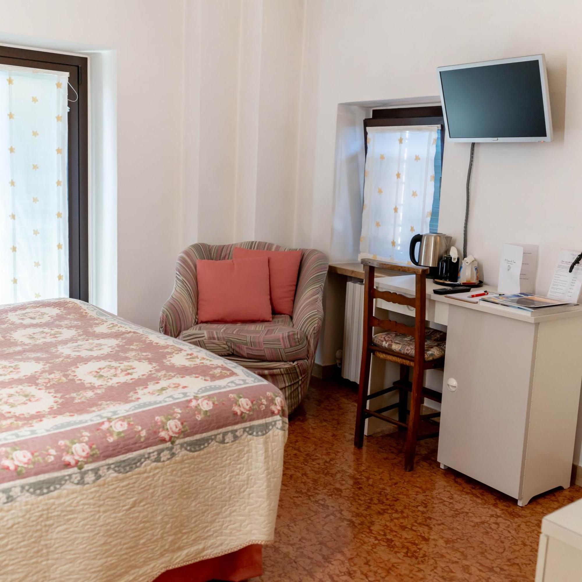 Bed and Breakfast A Casa di Tom SantʼAmbrogio di Valpolicella Esterno foto