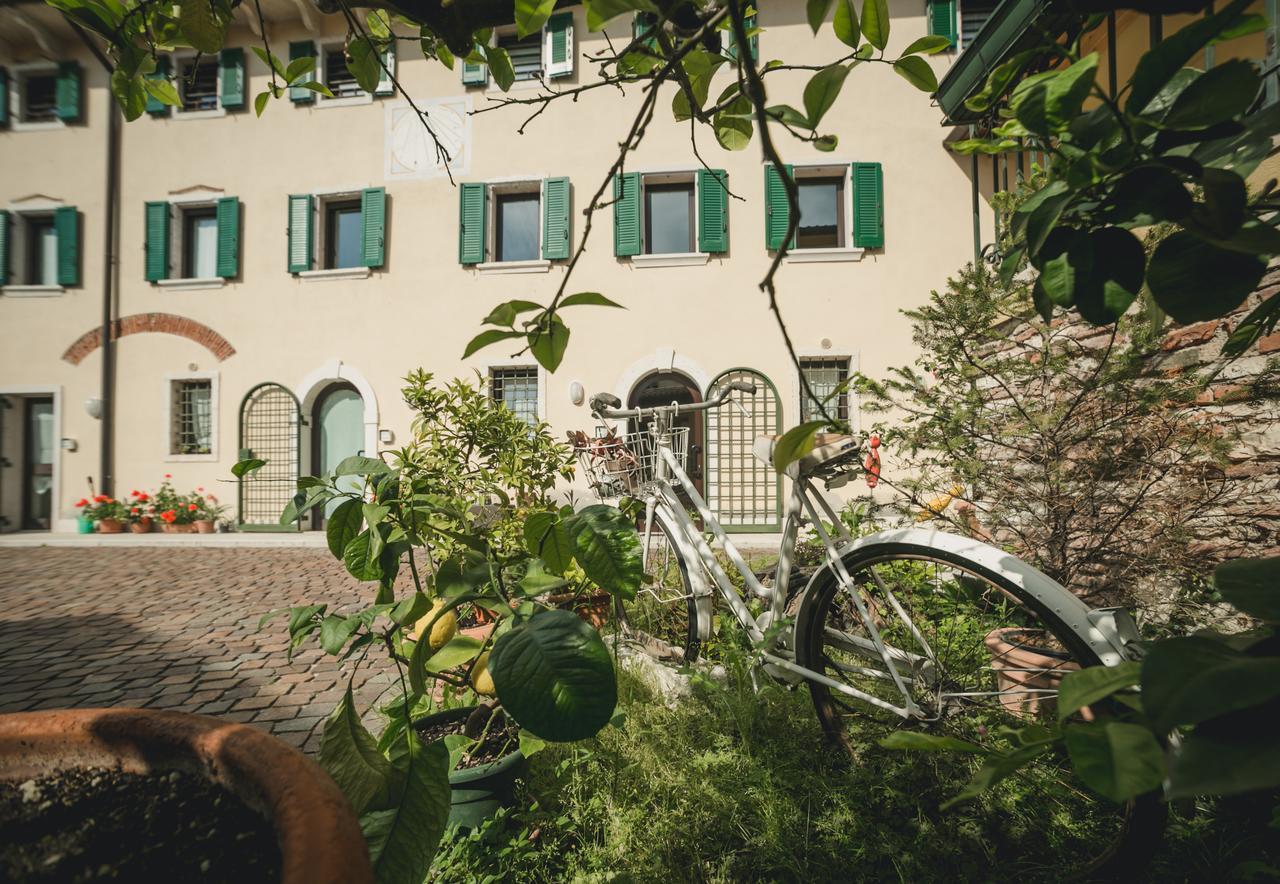 Bed and Breakfast A Casa di Tom SantʼAmbrogio di Valpolicella Esterno foto